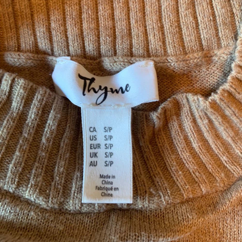 Nursing sweater - Picture 2 of 3